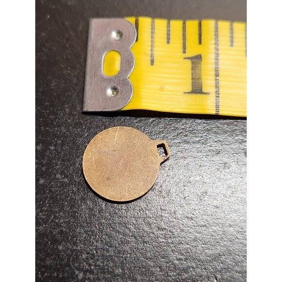 Vintage Paris Arc De Triomphe Souvenir Brass Charm Pendant - Picture 4 of 4